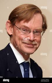 Head shot headshot portrait smiling mangak hi-res stock photography and  images