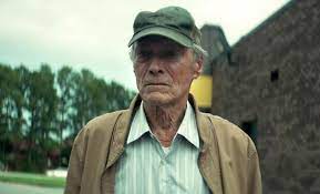 (san francisco, 31 maggio 1930) è un attore, regista, produttore cinematografico e compositore statunitense. La Mule De Clint Eastwood La Vieillesse Est Un Autre Age Causeur