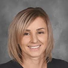 Kendra Wagner's Instagram, Twitter & Facebook