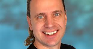 Apenas um brasileiro está entre as centenas de super-ricos que pediram para  pagar mais impostos; veja quem é