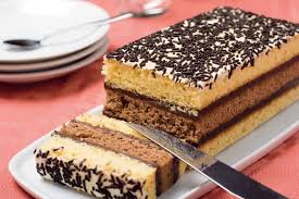 Voici La Recette La Plus Facile De Delicieux Napolitain Vous Pouvez Le Preparer Facilement A La Maison Recette Gateau Facile Recette Gateau Recette Napolitain