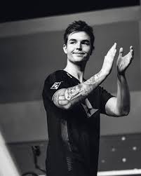 Find out more about how your personal data is processed and set your preferences in the details section. 9fkdr Y6mvaowm