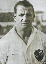 El 24 de mayo de 1901 nace José Nasazzi, "Capitán de capitanes" del fútbol  Uruguayo. “El Mariscal" jugó 110 partidos con la camiseta de Nacional.  Participó de la gira por Europa en