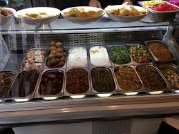 La cuisine syrienne est variée et raffinée, à condition de ne pas se limiter par pusillanimité aux quelques plats classiques : Cham Restaurant Syrienne A Paris Livraison Mon Resto Halal