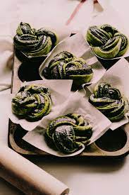 Matcha White Chocolate Poppy Seed Buns Chili Tonic Recipe Matcha White Chocolate Matcha Chocolate Matcha