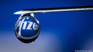 The researchers also looked at how likely people who have been vaccinated are to get a. Coronavirus Biontech Pfizer Jab Could Reduce Covid Transmission Study Finds News Dw 11 03 2021