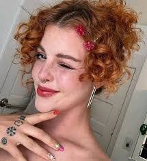 Sidney Post's Instagram, Twitter & Facebook