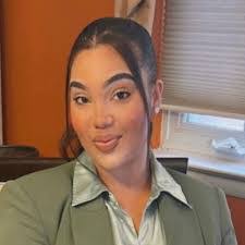 Cassandra Funk's Instagram, Twitter & Facebook