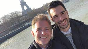 Who is christoff de bolle dating? Im Tv Flori Silbereisen Hilft Bandkumpel Bei Heiratsantrag Promiflash De
