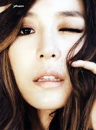 Elle' Magazine's June Issue Features Tiffany for a Photoshoot and Interview