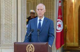 عقب الانتخابات التشريعية التونسية 2019، وبعد فشل حكومة الحبيب الجملي في كسب ثقة مجلس نواب الشعب، كلف الرئيس التونسي قيس سعيد في 20 يناير 2020 إلياس الفخفاخبرئاسة الحكومة وتشكيل أعضائها. ØªÙˆÙ†Ø³ Ø¨Ø¯Ø§ÙŠØ© Ù…Ù† Ø§Ù„ØºØ¯ Ù‚ÙŠØ³ Ø³Ø¹ÙŠØ¯ ÙÙŠ Ø²ÙŠØ§Ø±Ø© Ø±Ø³Ù…ÙŠØ© Ø¥Ù„Ù‰ Ø¥ÙŠØ·Ø§Ù„ÙŠØ§ ØªÙˆÙ†Ø³ Ø£Ø®Ø¨Ø§Ø± ØªÙˆÙ†Ø³