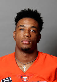 Super Centex Football Team: Midway's Mordecai, La Vega's Rogers paddled  competition