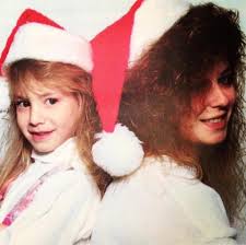 Hi you gorgeous bunch this was my mums favourite photo of us it will be  three years this year n all I won't is a mum hug could any of you incredible