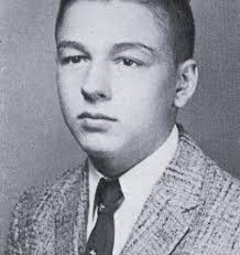 Postcard Il Labirinto dei Ragazzi. On verso: ALS to Saul Steinberg, Milan  1969 Jan 24. From the Saul Steinberg Papers. Call number: Uncat MSS 126