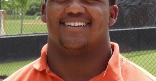 Sawyers signs with Tennessee