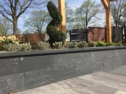 pallatico stapelblokken ideaal om borders mee te maken muurtjes plantenbakken niveauverschillen in de tuin tuin tuin ideeen tuinontwerp