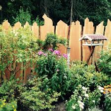 Holzzaun Gartenzaun Material Holzbohlen Dirket Vom Sagewerk Stichsage Fanatasie Garten Deko Garten Gartenschmuck