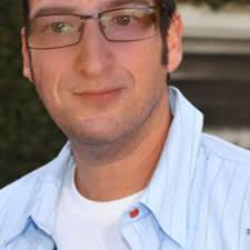 Alex Sandler (@Sand_Bomb)