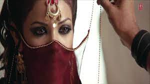 Your kohl lined black eyes. Kajra Kajra Kajraare Full Hd Video Song Mona Laizza Himesh Reshammiya Youtube