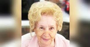 Sandra Cracchiolo's Instagram, Twitter & Facebook