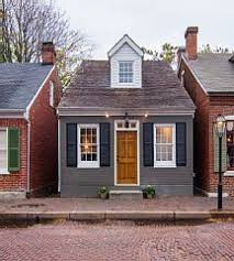 Charming Cottage On Main St In Historic St Charles Jetted Tub 2 Fireplaces St Charles Vacation Property Vacation Colonial House