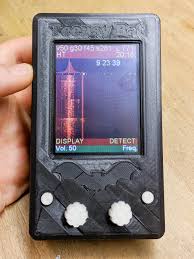 Page 2 overview echo meter touch app with an echo meter touch ultrasonic module allows you to listen to, record, and identify bats with your android phone or tablet. Lyre Microphone Shockmounts