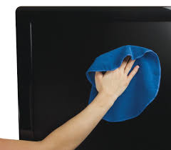 Clean Lcd Screen Here S How To Tackle Tv Cleaning Without Streaks Or Damage Digital Innovations