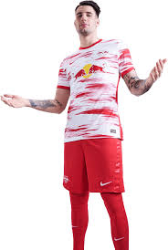 Born 25 october 2000) is a hungarian professional footballer who plays for bundesliga club rb leipzig and the hungary national team. Z9jpinwmm6pa1m