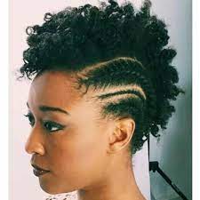 Fetes De Fin D Annee Idees De Coiffure Pour Cheveux Afro Cheveux Afro Cheveux Crepus Coiffure Cheveux Crepus