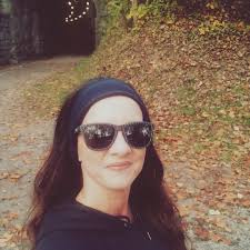 Trail running experiences for beginners in fall