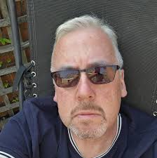 Does anyone here have anything against John Cale?? This new purchase slaps.  Lol