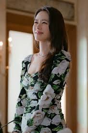 The actor recently bagged the award for outstanding korean actress at the seoul drama awards 2020 for her performance in crash landing on you. Son Ye Jin Shares Excitement For Her Character In Crash Landing On You Soompi