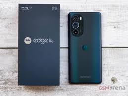 Motorola Edge 30 Pro in for review ...