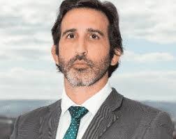 Carlos Mier's Instagram, Twitter & Facebook