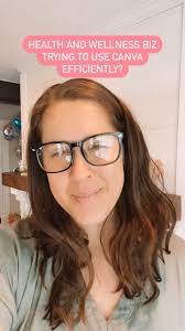 Naomi Gee's Instagram, Twitter & Facebook