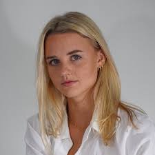 Fiona Lummis Eddy: Dance as silent communication