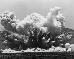 Other organisations located at the missile range are the 46 th test group, second engineer battalion, the 746 th test squadron, army. White Sands Missile Range New Mexico United States Britannica