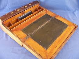 Pin By Siouxeq On Pens Quills Brushes Antique Writing Desk Vintage Writing Desk Campaign Furniture