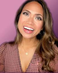 Emily Lampa (@EmilyLampaTV) • Facebook