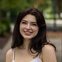 Lauren Naples's Instagram, Twitter & Facebook