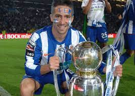 Born 8 september 1986) is a portuguese footballer who plays for premier league club wolverhampton wanderers and the portugal national team.mainly a central midfielder, he can also operate as a defensive or attacking midfielder and on either flank. Fc Porto Ø¯Ø± ØªÙˆÛŒÛŒØªØ± Joao Moutinho 32 Âº Deixa A Tua Mensagem De Parabens Happy Birthday 1 Liga Europa 3 Campeonatos 1 Taca De Portugal 3 Supertacas 140 Jogos E 10 Golos Fcporto Https T Co Og5d5lljj9