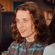 Charlie Walker's Instagram, Twitter & Facebook