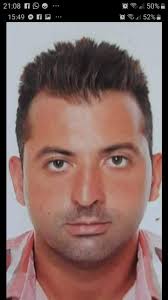 Se llama José Luis mateo serrano, hace casi un año falleció tras ser  disparado 3 veces con una pistola taser. La familia necesitamos que se haga  justicia. Ayúdanos a difundir por favor