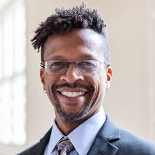 UEP Welcomes 11 to the mid-career MPP Program