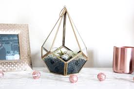 Try keeping your terrarium within 1 to 3 ft (0.30 to 0.91 m) of a nearby window. We Love How Simple This Diy Air Plant Terrarium Is Makeful