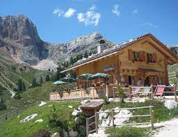 Roßalm är en bergstopp i österrike. Hutten Im Hochpustertal Rossalm