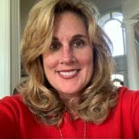 Lilly Christy's Instagram, Twitter & Facebook