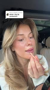 Effortless Volume in 30 Seconds with SexyHair Powder Play Lite