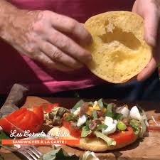 Le Pan Bagnat D Andre Julie Andrieu Cuisine Provencale Pan Bagnat Bagnat