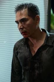 Sự thật về cảnh nhai ly rùng mình của Trung Dũng trong "Lật mặt 6: Tấm vé  định mệnh"